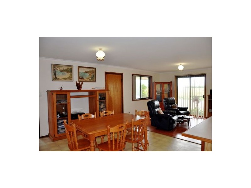 530 David Low Way, Pacific Paradise QLD 4564