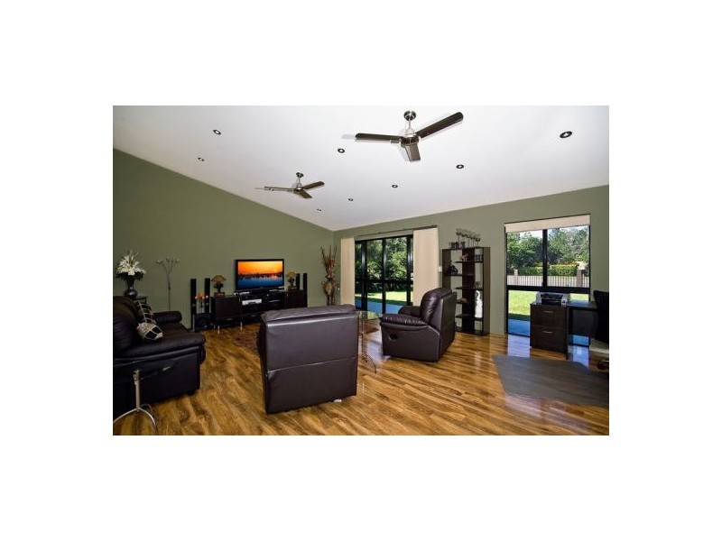 23 Atkinson Road, Bli Bli QLD 4560