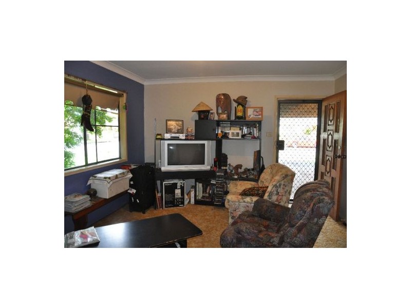 2 Gilbert St, Maroochydore QLD 4558