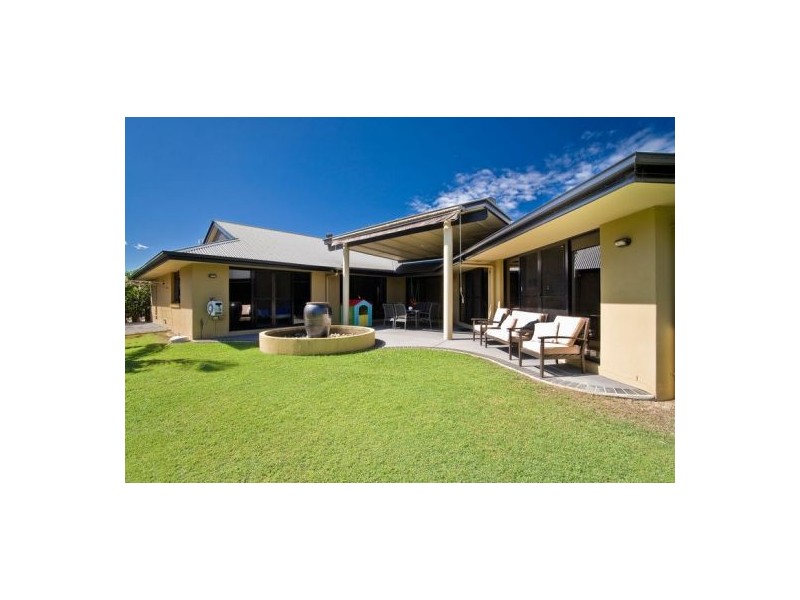 36 Hetherington Drive, Twin Waters QLD 4564