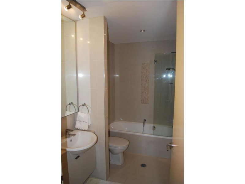 34/20 Anchorage Cct, Twin Waters QLD 4564