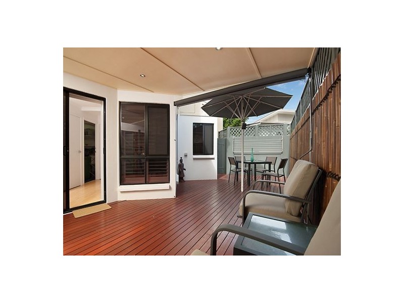 1 11 Eastern Court, Mount Coolum QLD 4573