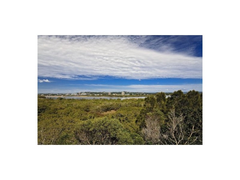 127/80 North Shore Road, Twin Waters QLD 4564