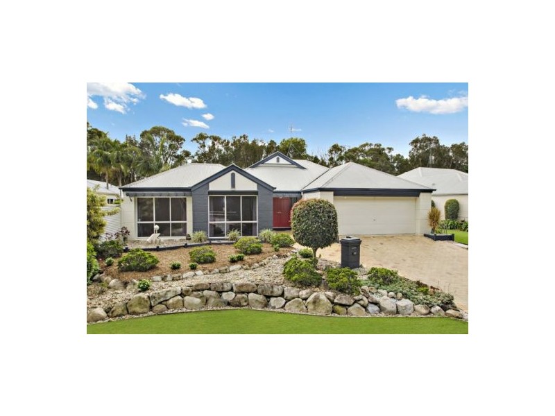 20 Lytham Court, Twin Waters QLD 4564