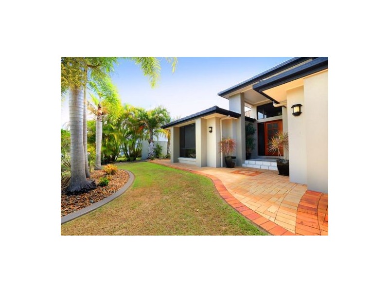 9 Grady Street, Twin Waters QLD 4564