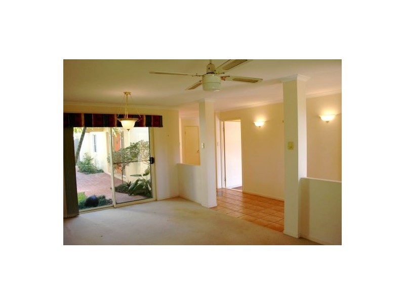 8 Watergum Place, Twin Waters QLD 4564