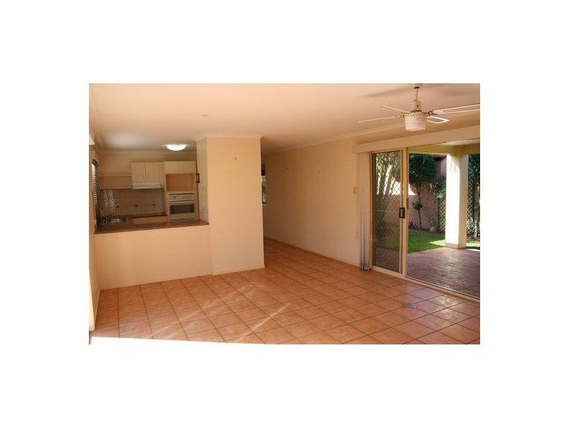 8 Watergum Place, Twin Waters QLD 4564