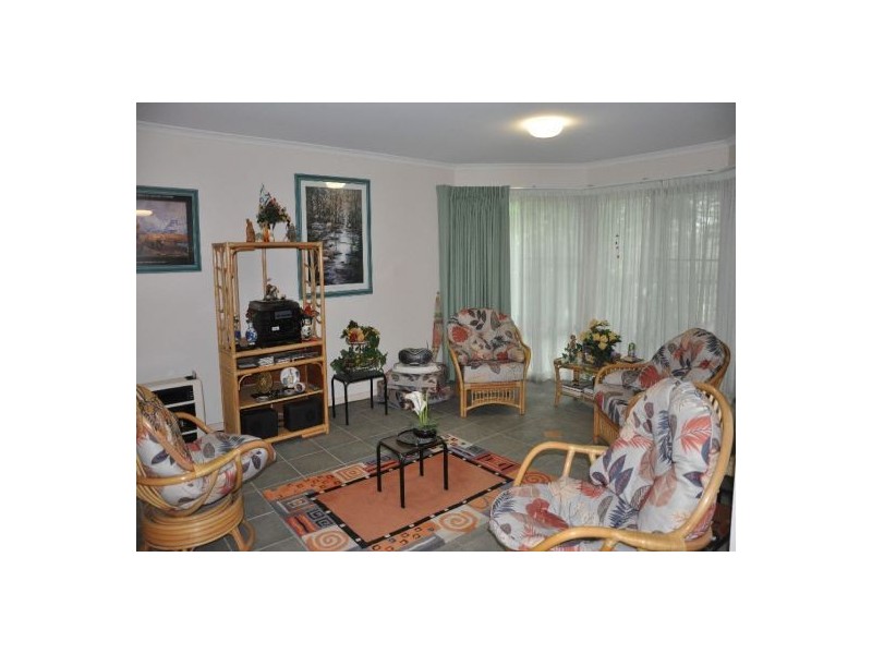 40 Wattlebird Drive, Twin Waters QLD 4564