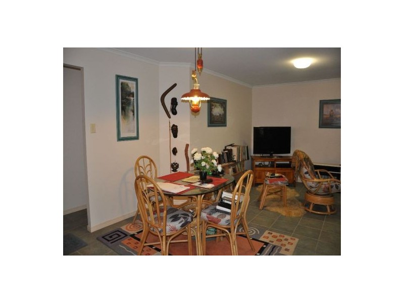 40 Wattlebird Drive, Twin Waters QLD 4564