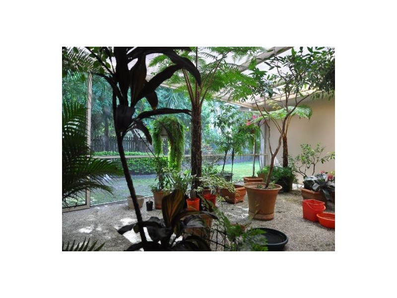 40 Wattlebird Drive, Twin Waters QLD 4564