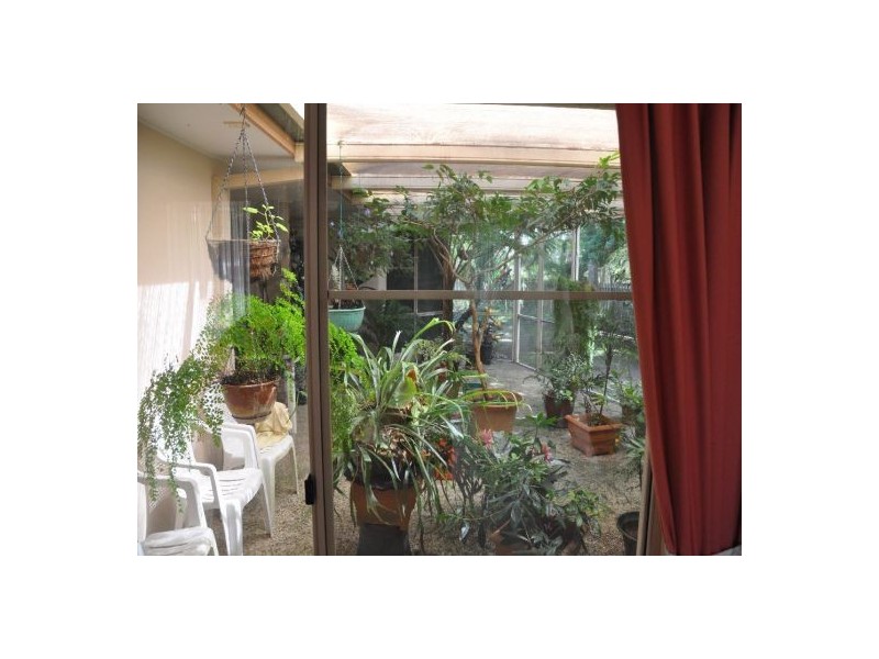 40 Wattlebird Drive, Twin Waters QLD 4564