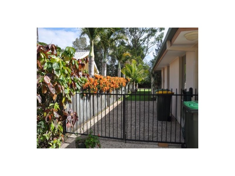 40 Wattlebird Drive, Twin Waters QLD 4564