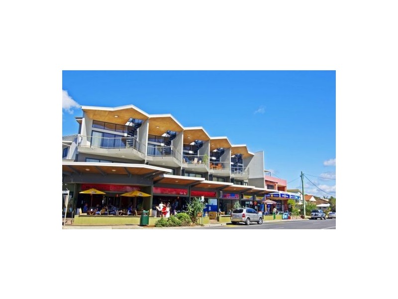 2/4 Stephanie Close, Mudjimba QLD 4564