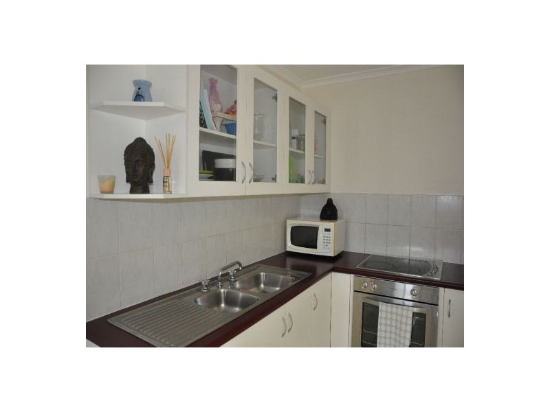 2/41 Menzies Drive, Pacific Paradise QLD 4564