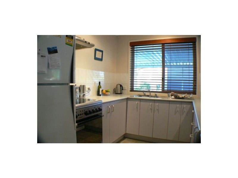 2/3 Boomba Street, Pacific Paradise QLD 4564