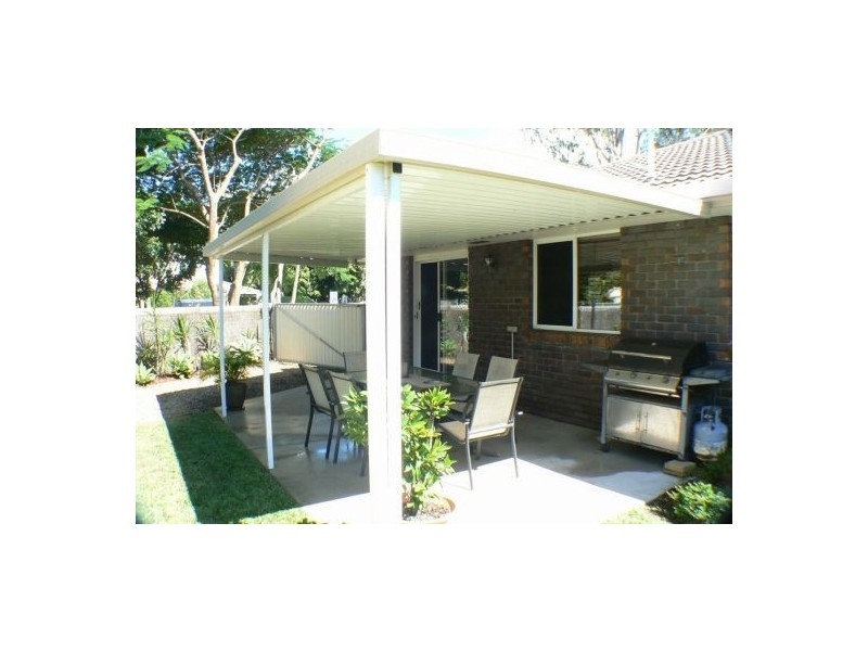 2/3 Boomba Street, Pacific Paradise QLD 4564
