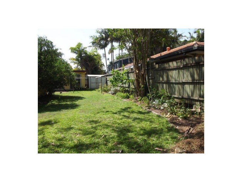 12 Namba Street, Pacific Paradise QLD 4564