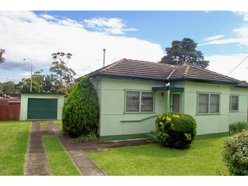 30 Dan Street, Campbelltown NSW 2560