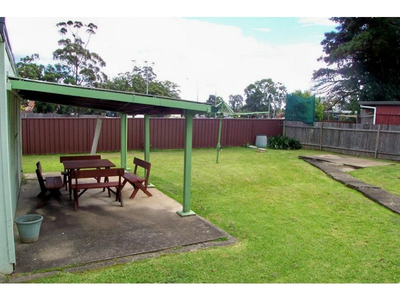 30 Dan Street, Campbelltown NSW 2560