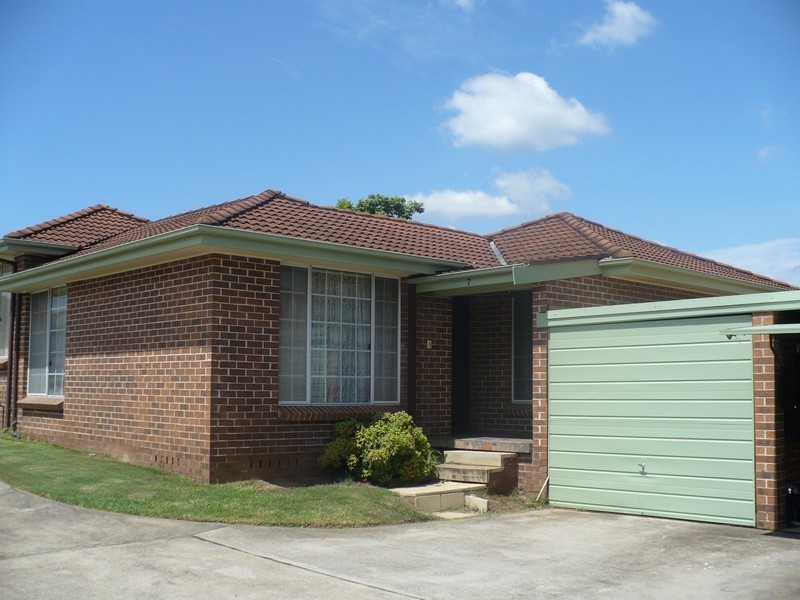 Macquarie Fields NSW 2564