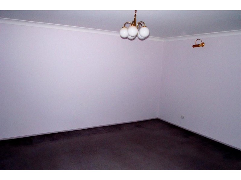 5 boobook Place, Ingleburn NSW 2565