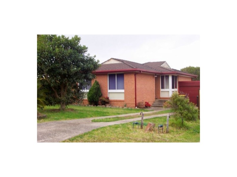 3 Madang Place, Glenfield NSW 2167