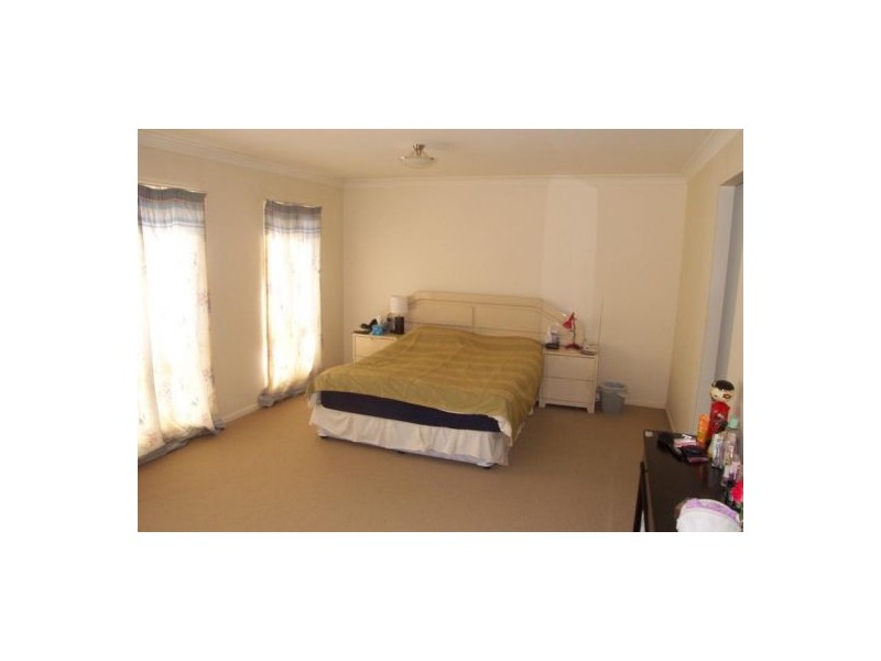 25 Turner Place, Casula NSW 2170