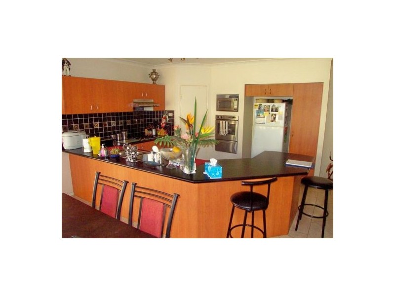 25 Turner Place, Casula NSW 2170