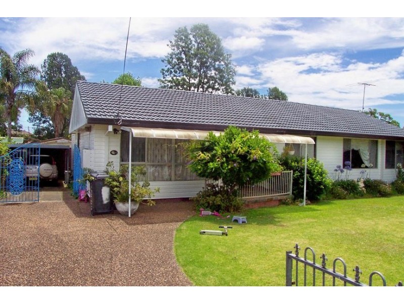 17 Phyllis Street, Minto NSW 2566