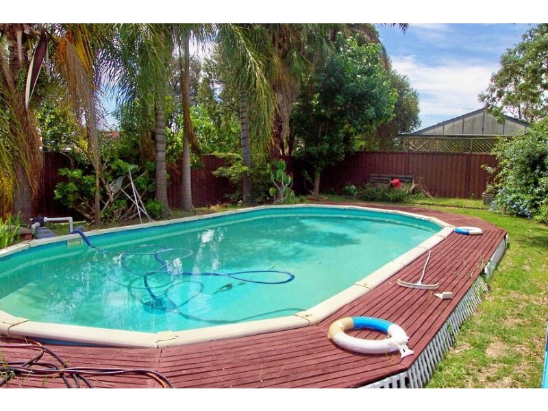 17 Phyllis Street, Minto NSW 2566