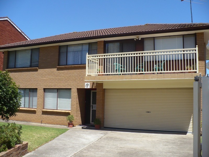 Minto NSW 2566