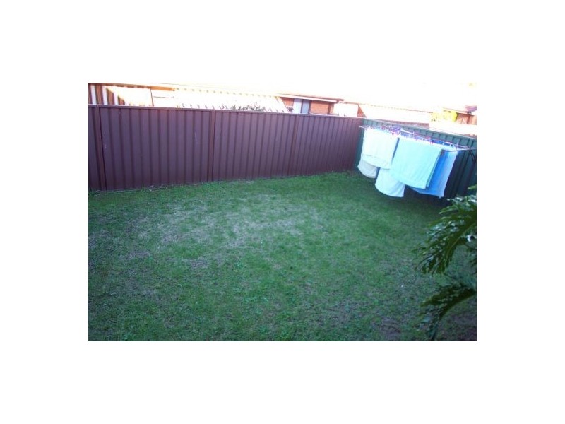 3/17 Third Avenue, Macquarie Fields NSW 2564