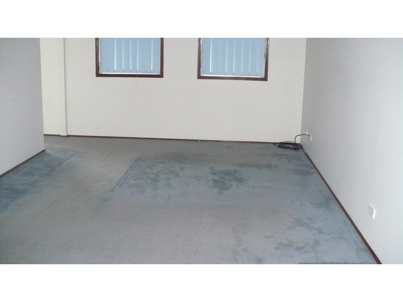 10 Nigel Place, Macquarie Fields NSW 2564