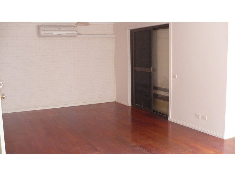 Macquarie Fields NSW 2564