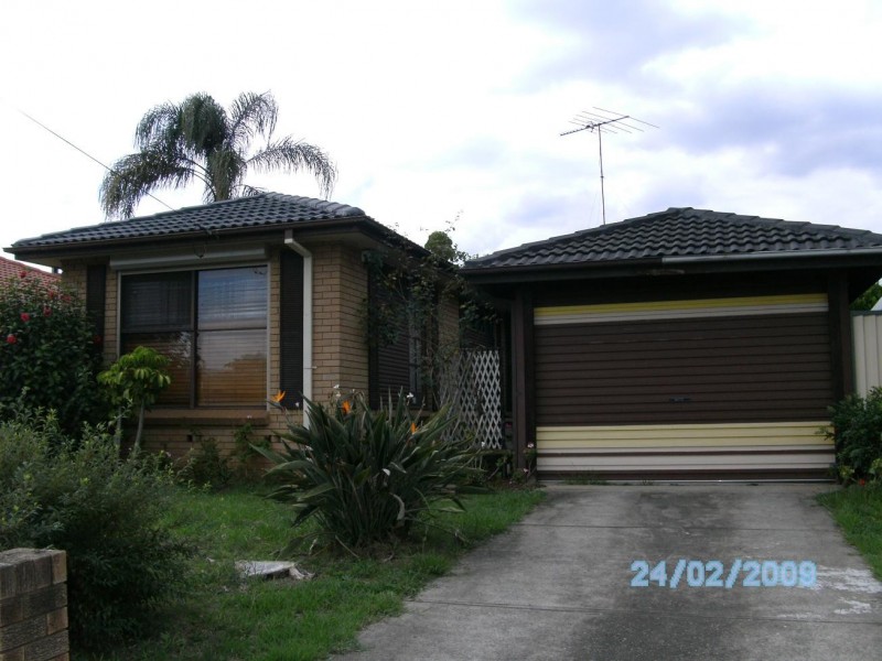 80 Cumberland Road, Ingleburn NSW 2565