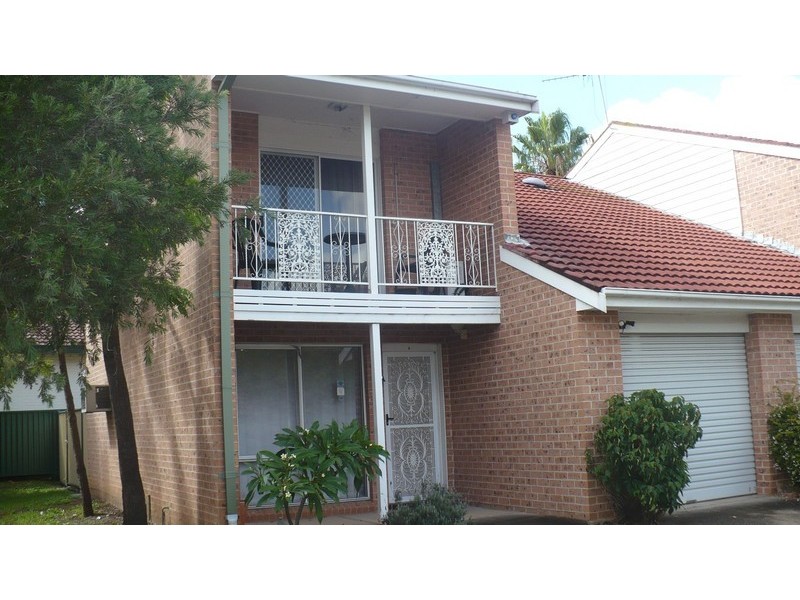 Macquarie Fields NSW 2564