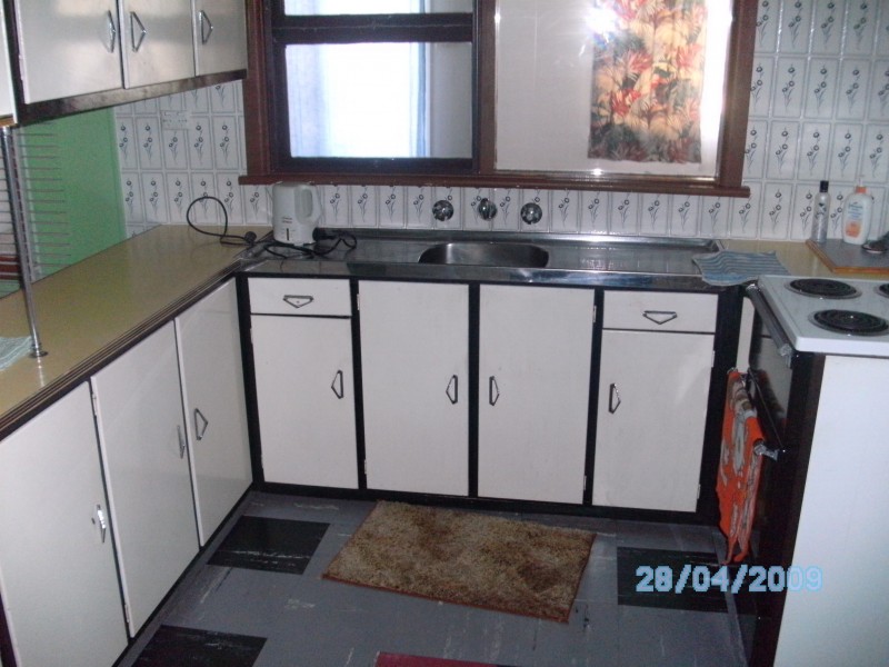 27 Hyacinth Avenue, Macquarie Fields NSW 2564