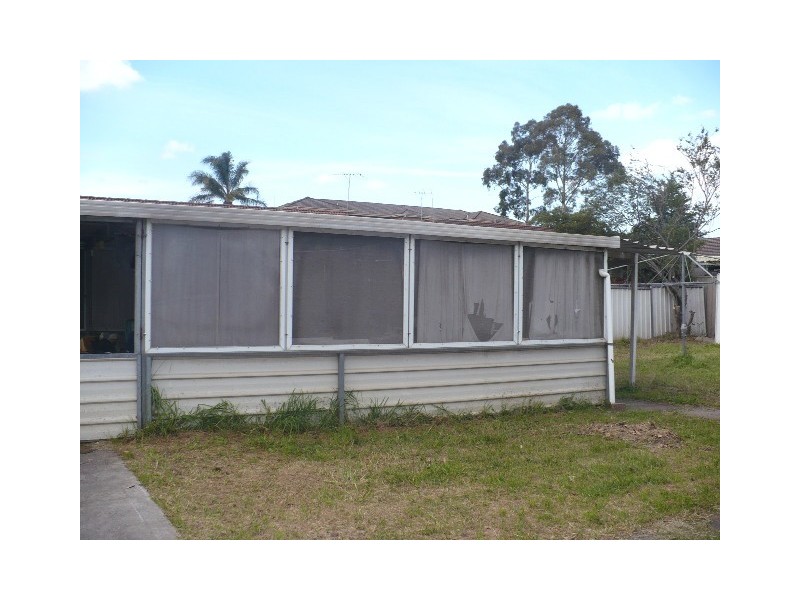 30 Minto Road, Minto NSW 2566