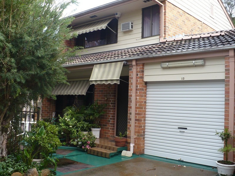 Macquarie Fields NSW 2564