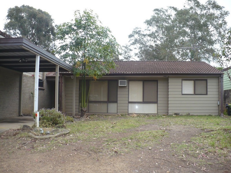 Macquarie Fields NSW 2564