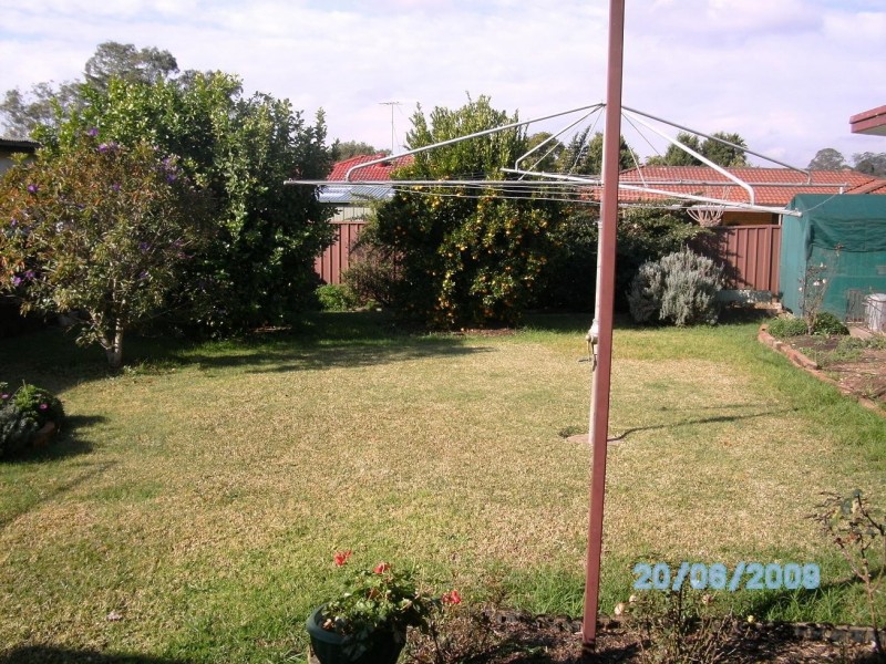 17 Wattle Avenue, Macquarie Fields NSW 2564