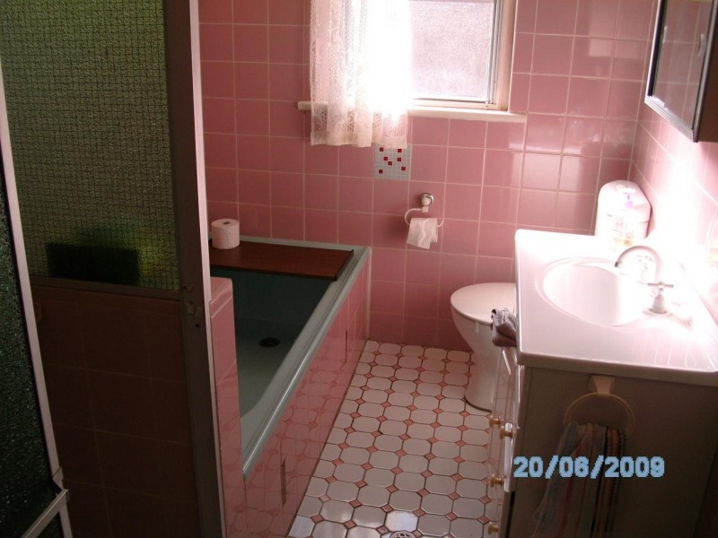 17 Wattle Avenue, Macquarie Fields NSW 2564