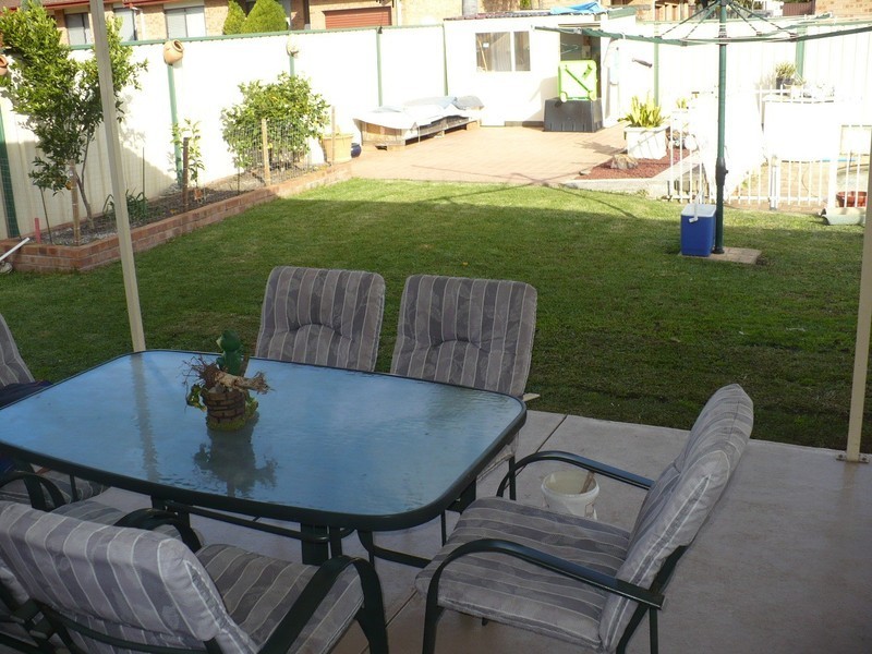 Macquarie Fields NSW 2564