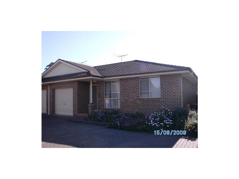 3/19 Azalea Place, Macquarie Fields NSW 2564