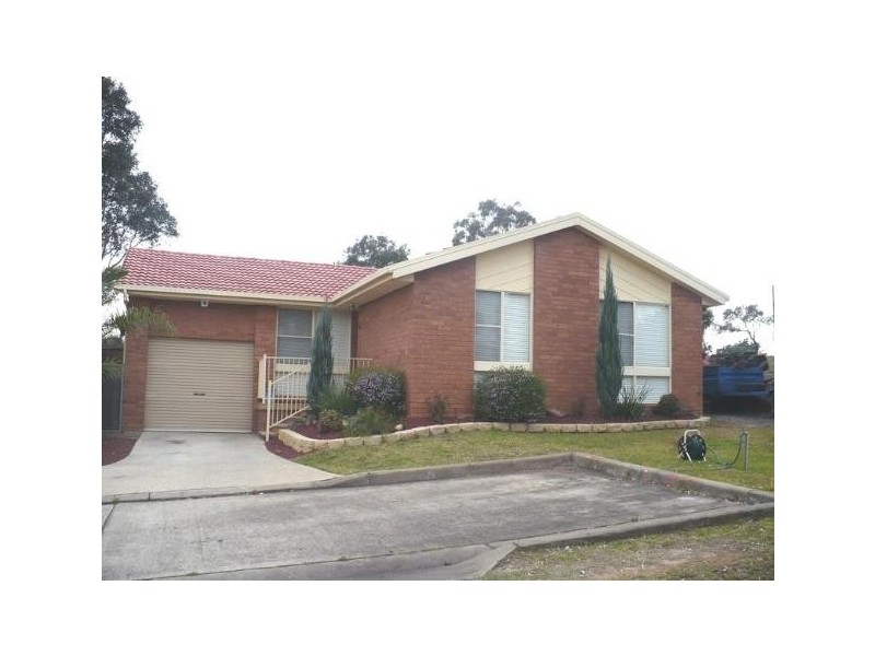 8/6  Allard Place, Ingleburn NSW 2565