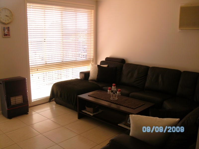 8/6  Allard Place, Ingleburn NSW 2565