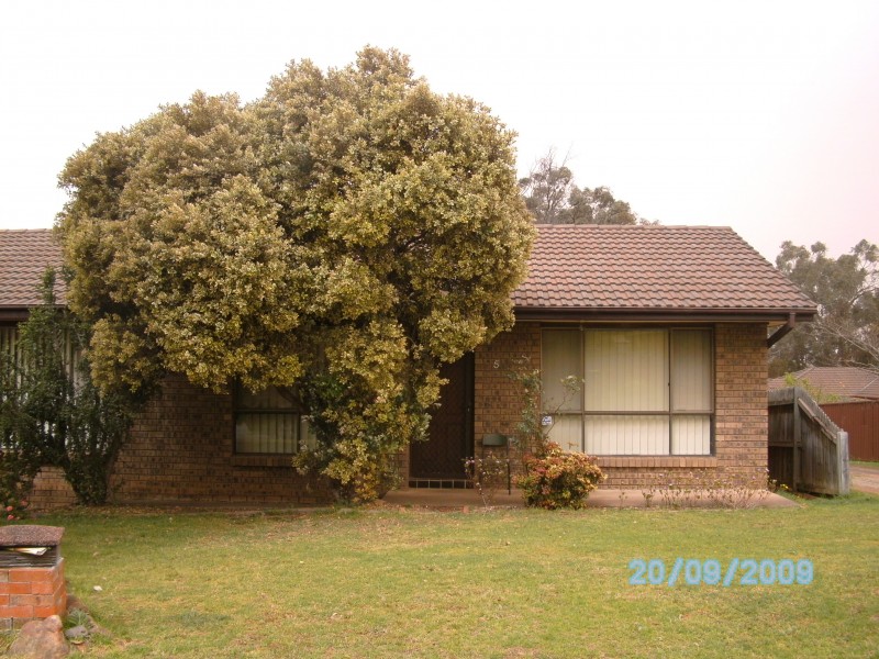 5 Woodlark Place, Glenfield NSW 2167