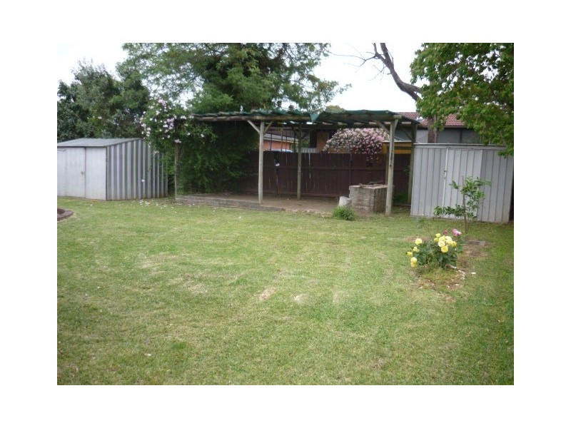 3 Geranium Avenue, Macquarie Fields NSW 2564