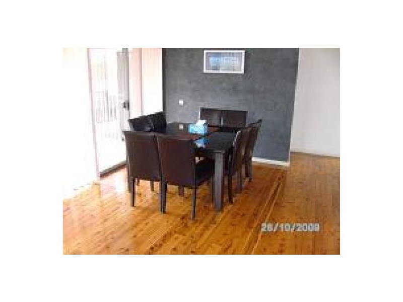 7 Lane Place, Minto NSW 2566