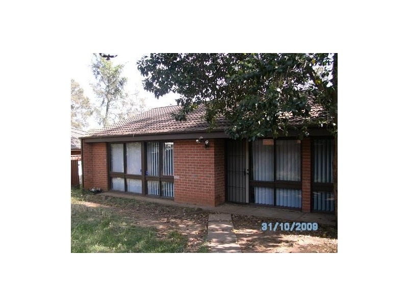 19/15-19 FourthAvenue, Macquarie Fields NSW 2564